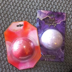 NWT: (2) TRI-COASTAL DESIGN GROUP; SCENTED BATH FIZZERS.
